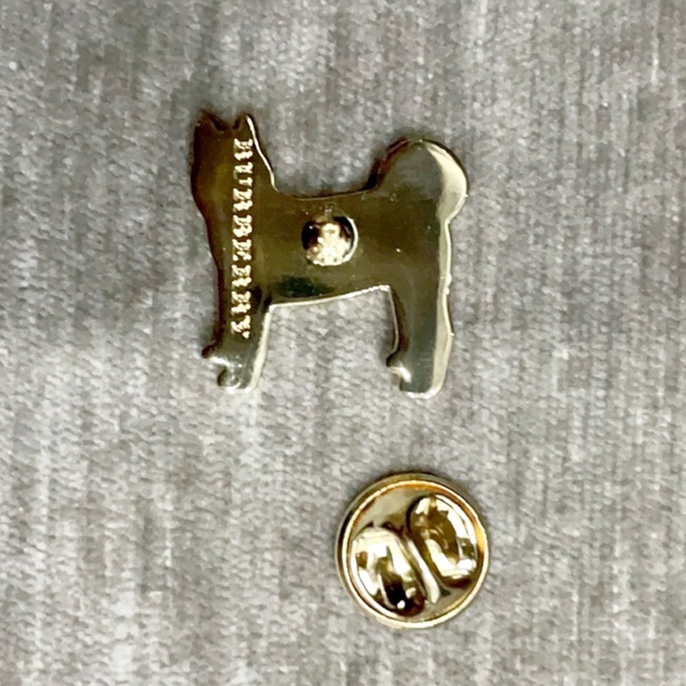 Burberry Light Gold Huskie Pin - Picture 2 of 4